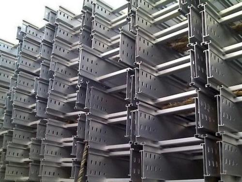 梯級(jí)式橋架